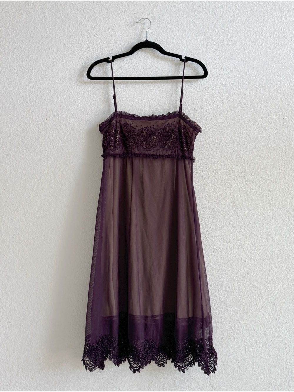SALT & PEPPER Vintage Sheer Lace-Trim Slip Dress in Plum SZ M